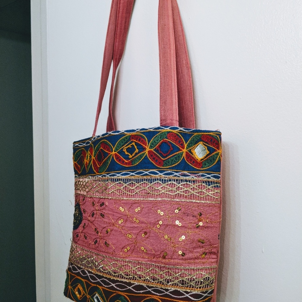 Purses - Picture 3 of 8